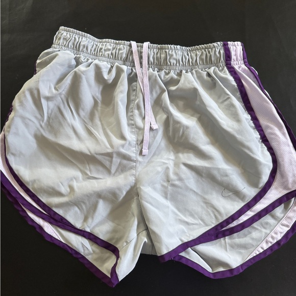 Nike Women's Athletic Shorts in Gray and Purple - Picture 1 of 3